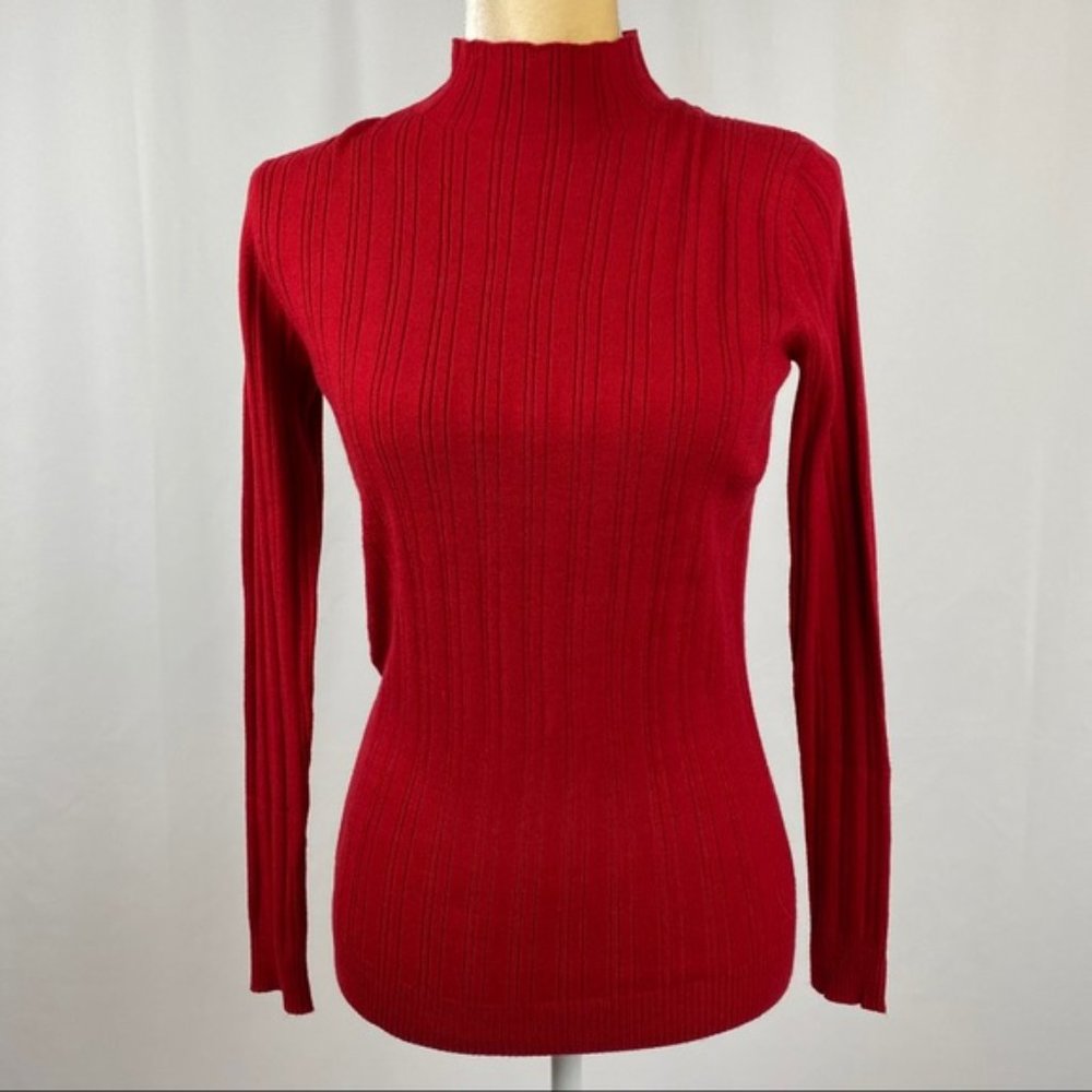 Joan Vass New York Long Sleeved Red Thin Sweater 🟡
